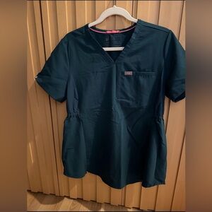 Figs maternity medium set